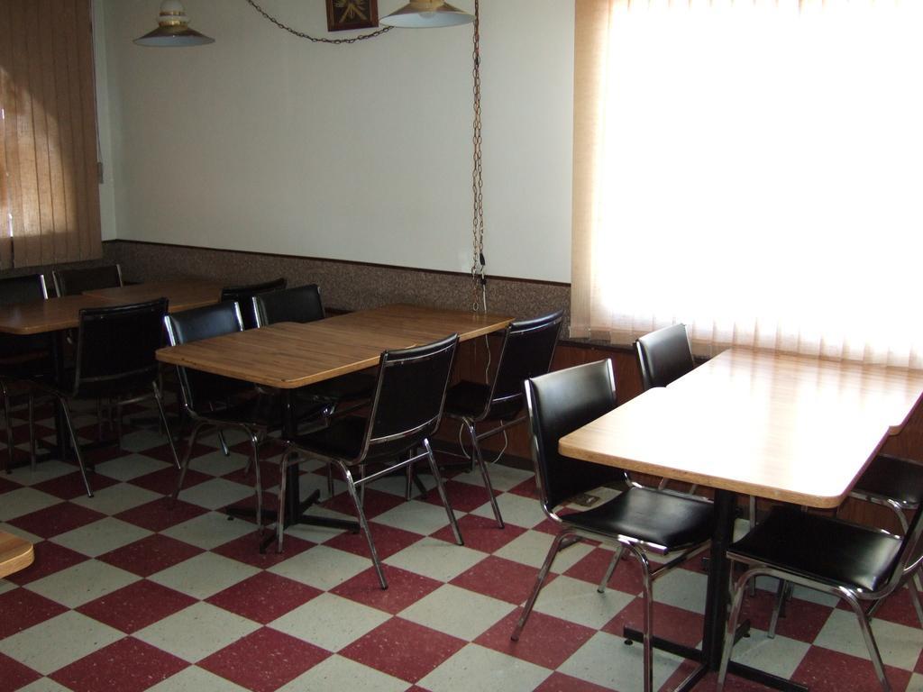 Wild Rose Inn Vegreville 외부 사진